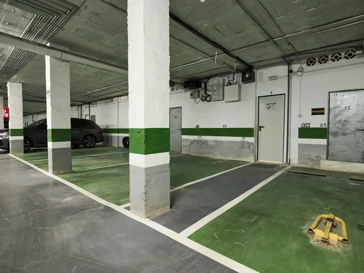 Parking de Apartamento en venta en Torrevieja con Aire acondicionado, Calefacción y Terraza