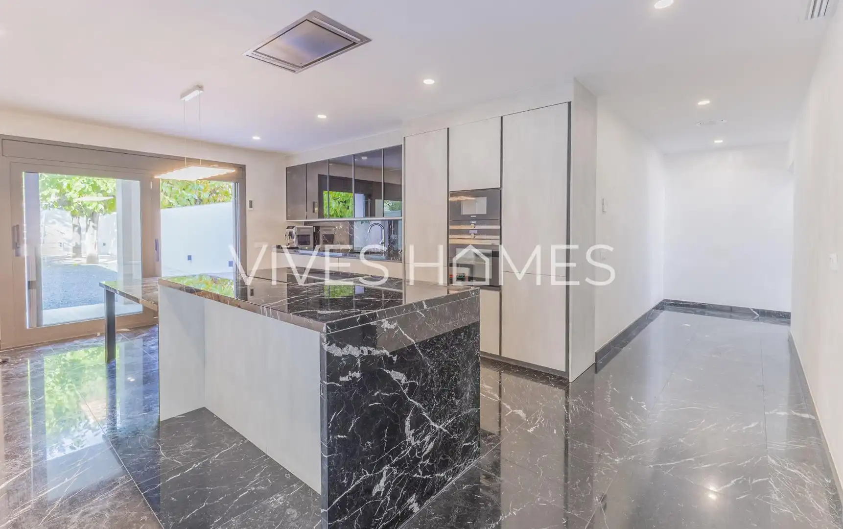 Kitchen of Houses for sale in Caldes d'Estrac  with Air Conditioner, Heating and Private garden