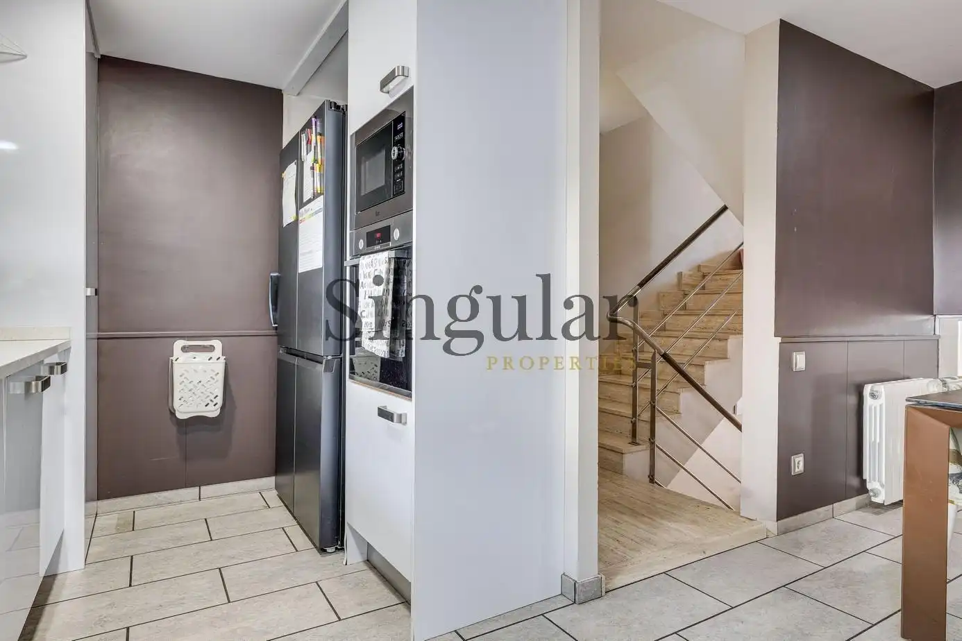 Cocina de Casa adosada en venta en Barcelona con Aire acondicionado, Calefacción y Terraza