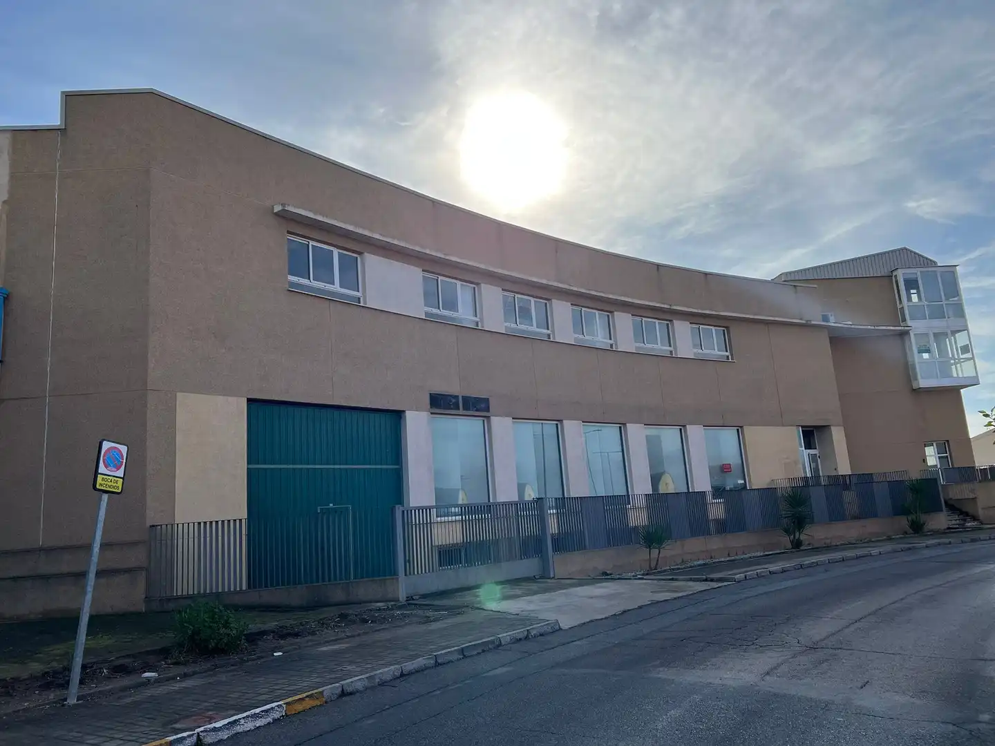 Büro zum Verkauf in N/A, Peligros