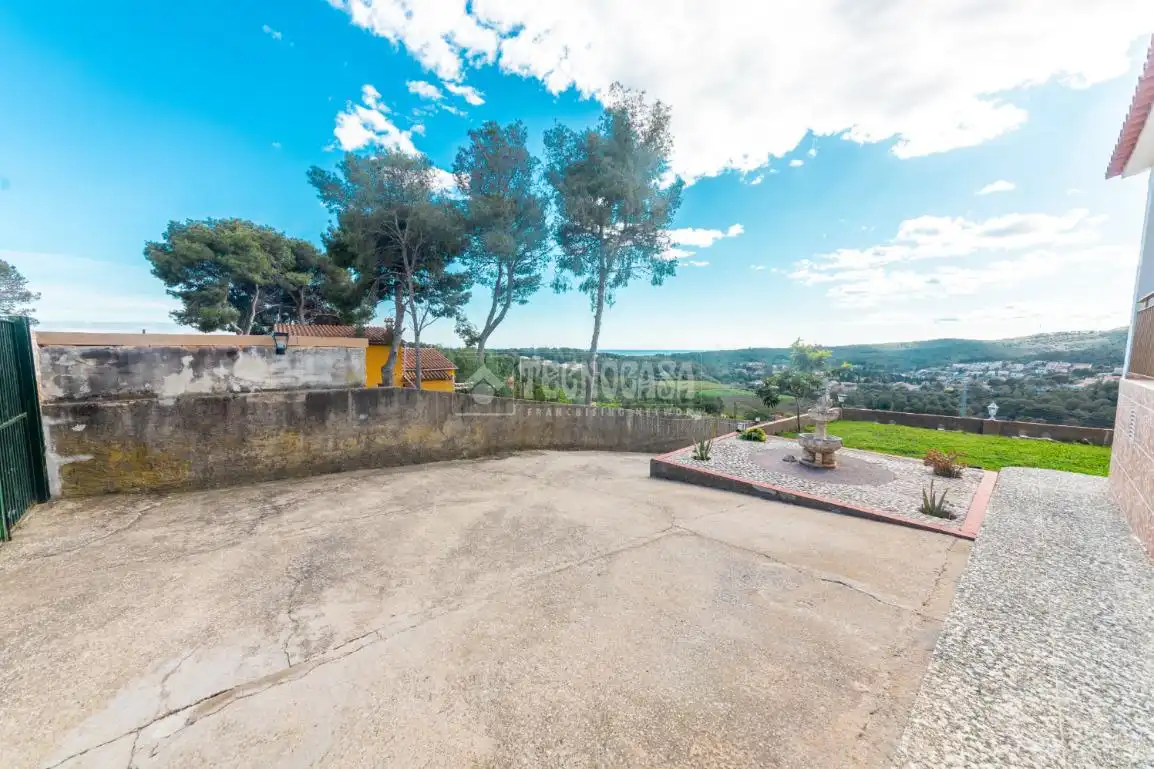 Casa o xalet en venda en Cubelles amb Calefacció i Piscina