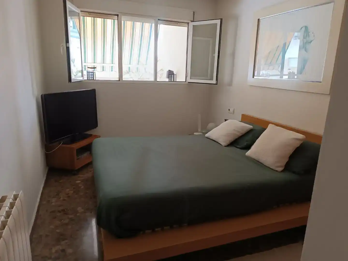 Habitación de Piso en venta en  Valencia Capital con Piscina y Balcón