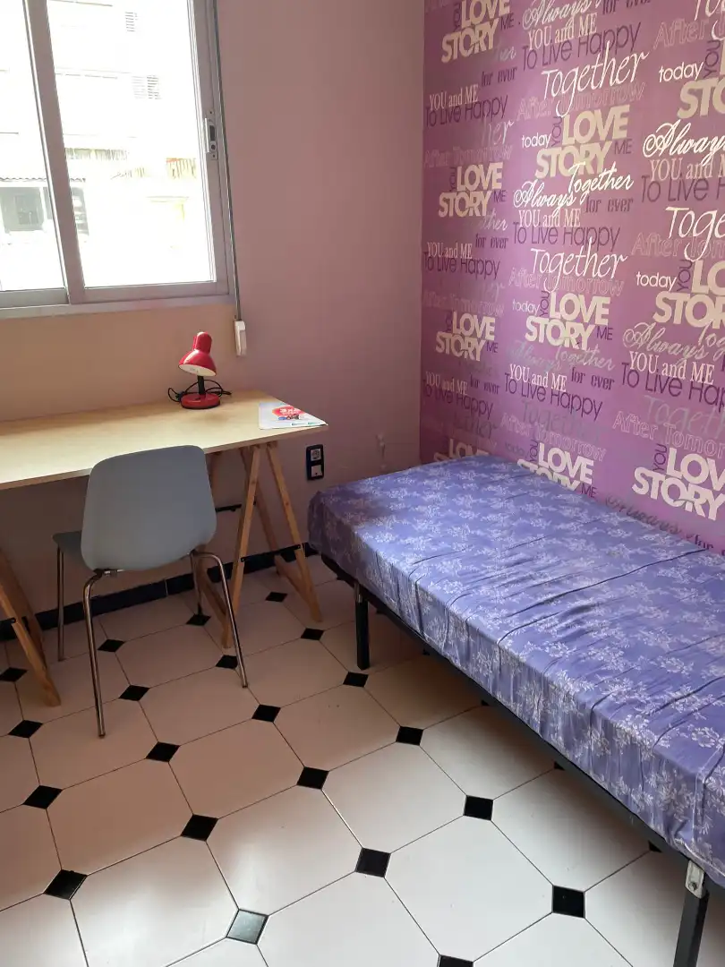 Habitación de Piso de alquiler en Tarragona con Calefacción, Amueblado y Horno