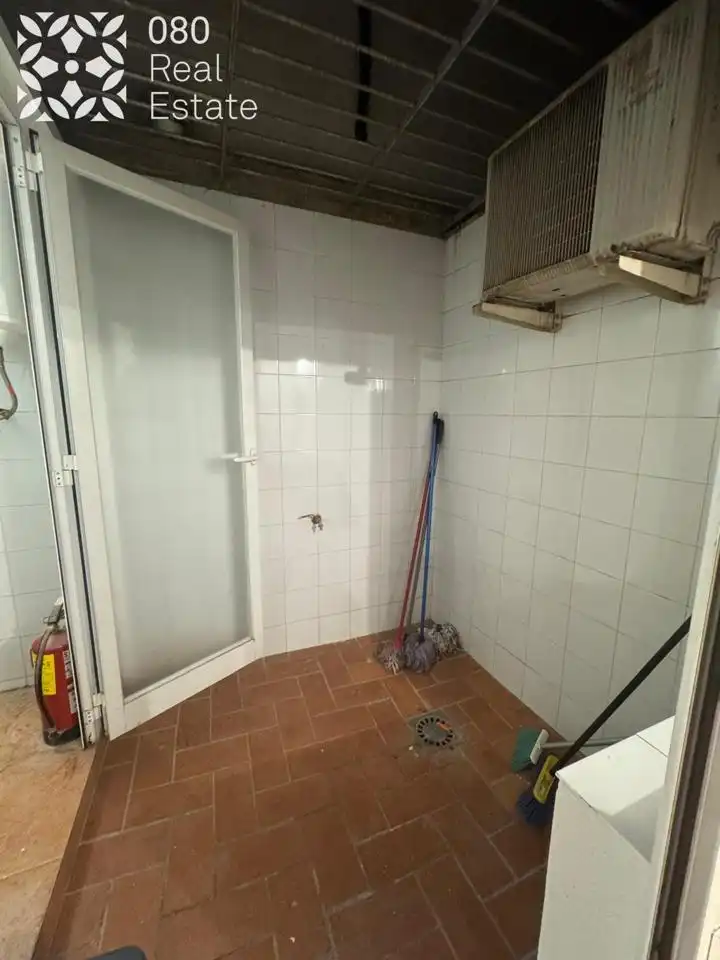 Baño de Local en venta en Barcelona con Aire acondicionado