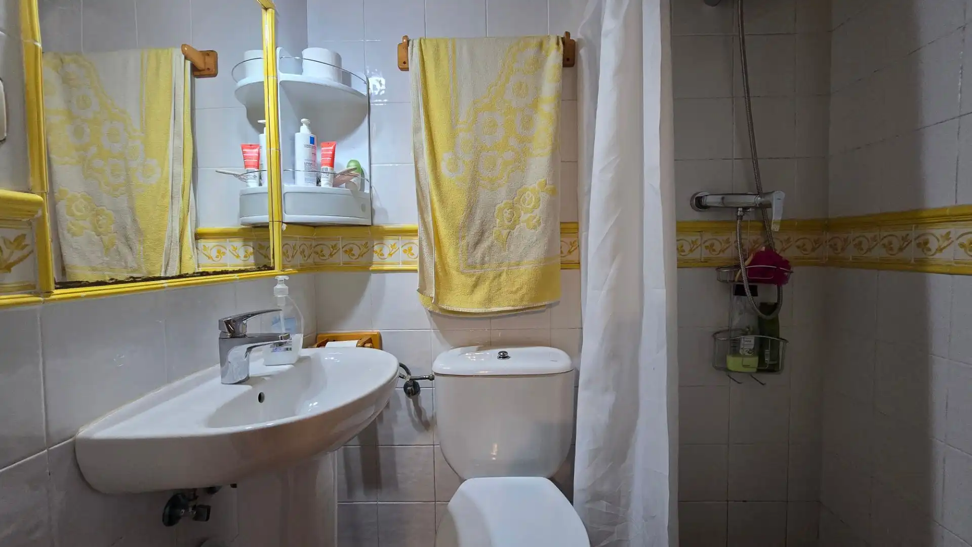 Bany de Casa o xalet en venda en Llanes amb Calefacció