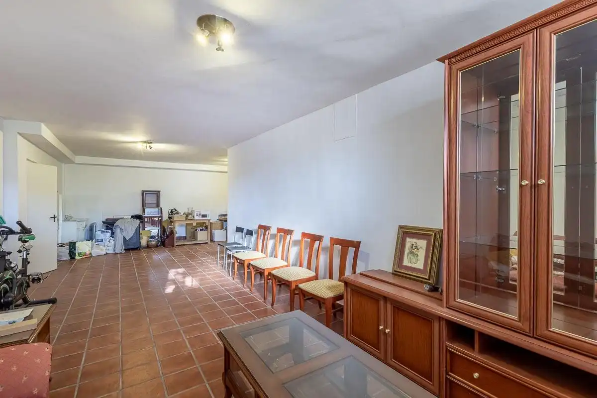 Casa adosada en venta en Motril con Terraza y Alarma
