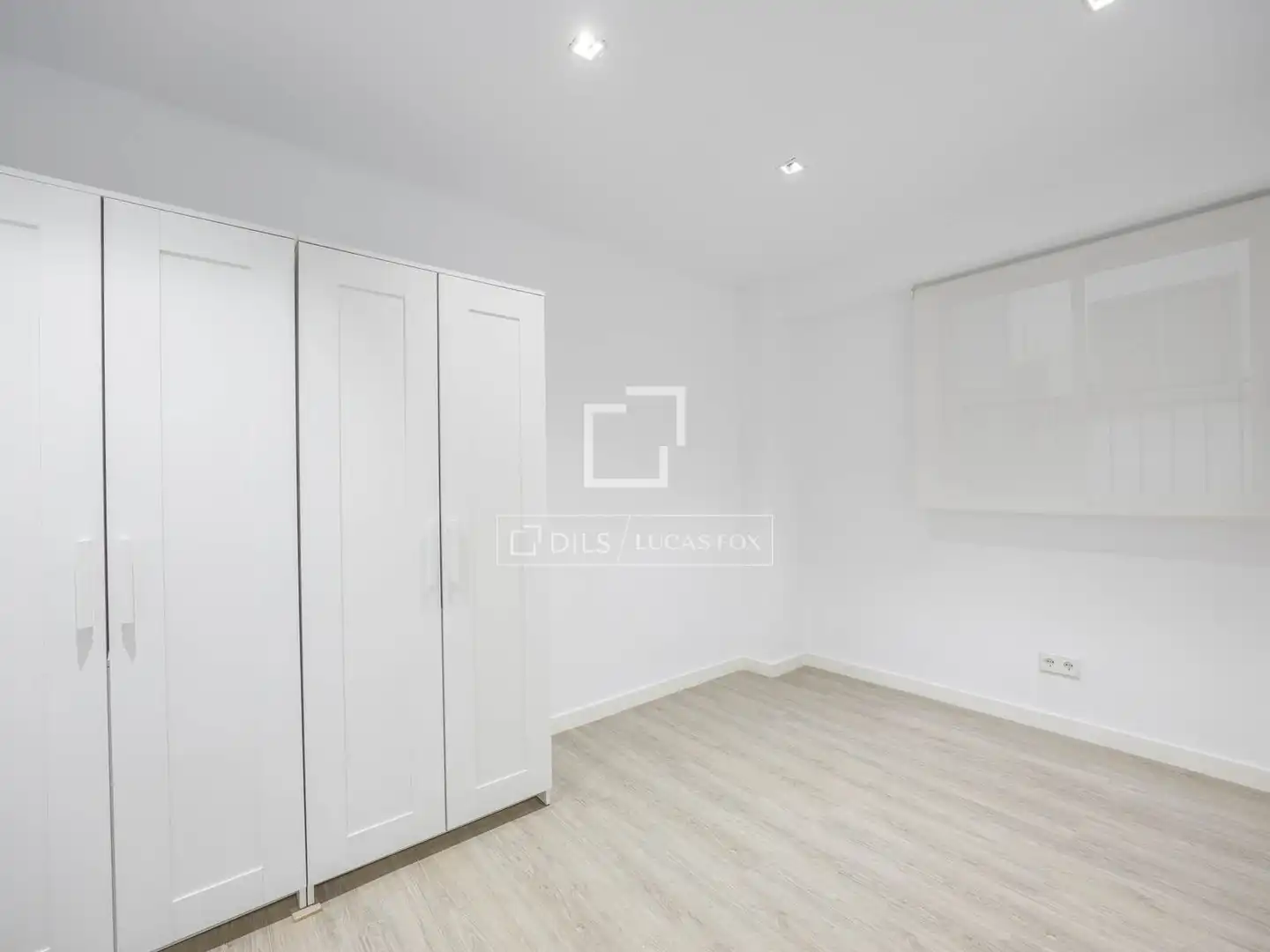 Schlafzimmer von Wohnung zur Miete in Valencia mit Klimaanlage, Heizung und Parkett