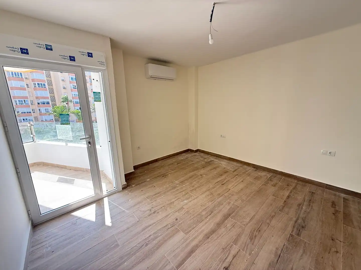 Schlafzimmer von Wohnungen zum Verkauf in Torrox mit Klimaanlage, Heizung und Gemeinschaftspool