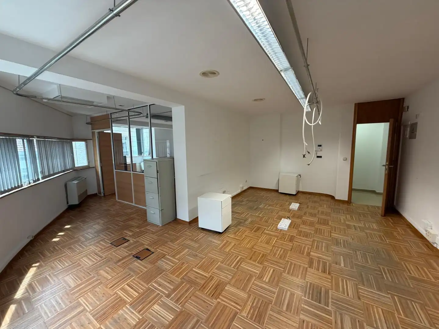Büro zur Miete in Vigo  mit Klimaanlage