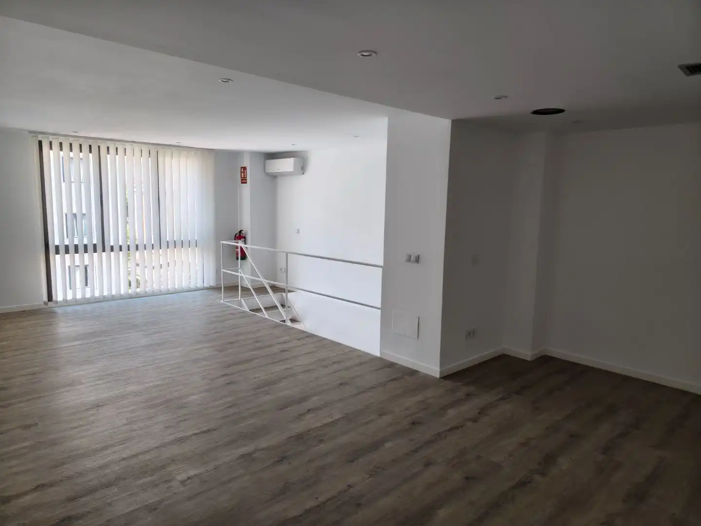 Büro zur Miete in Madrid mit Klimaanlage und Internet