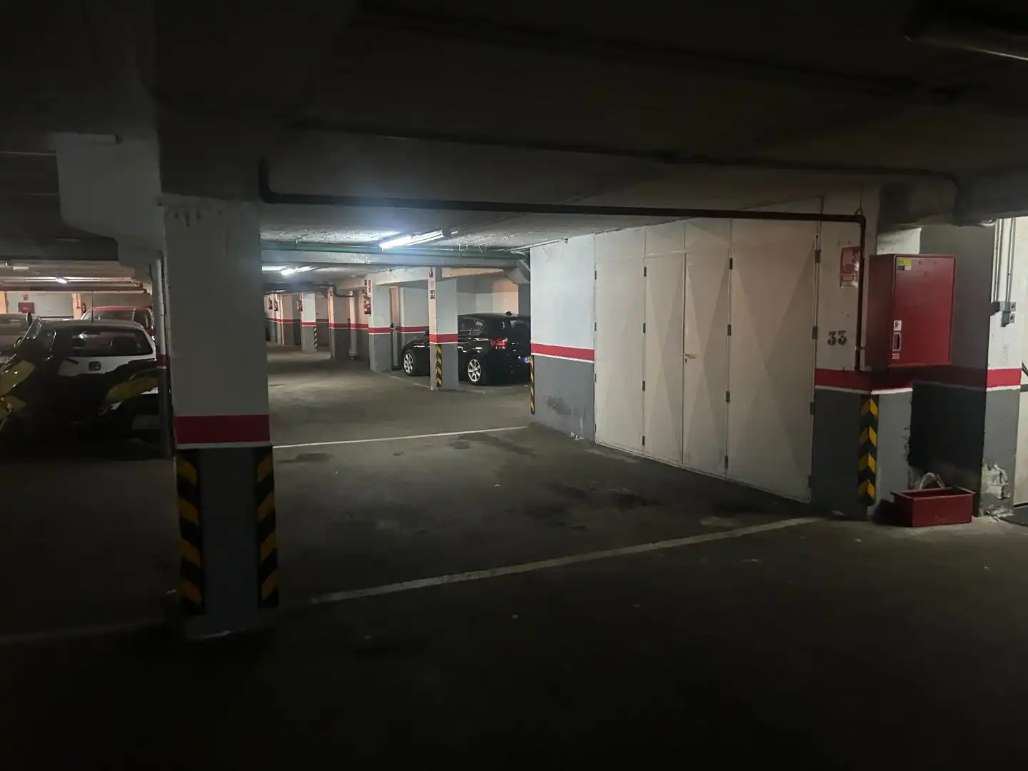 Parking of Garage for rent in Madrid