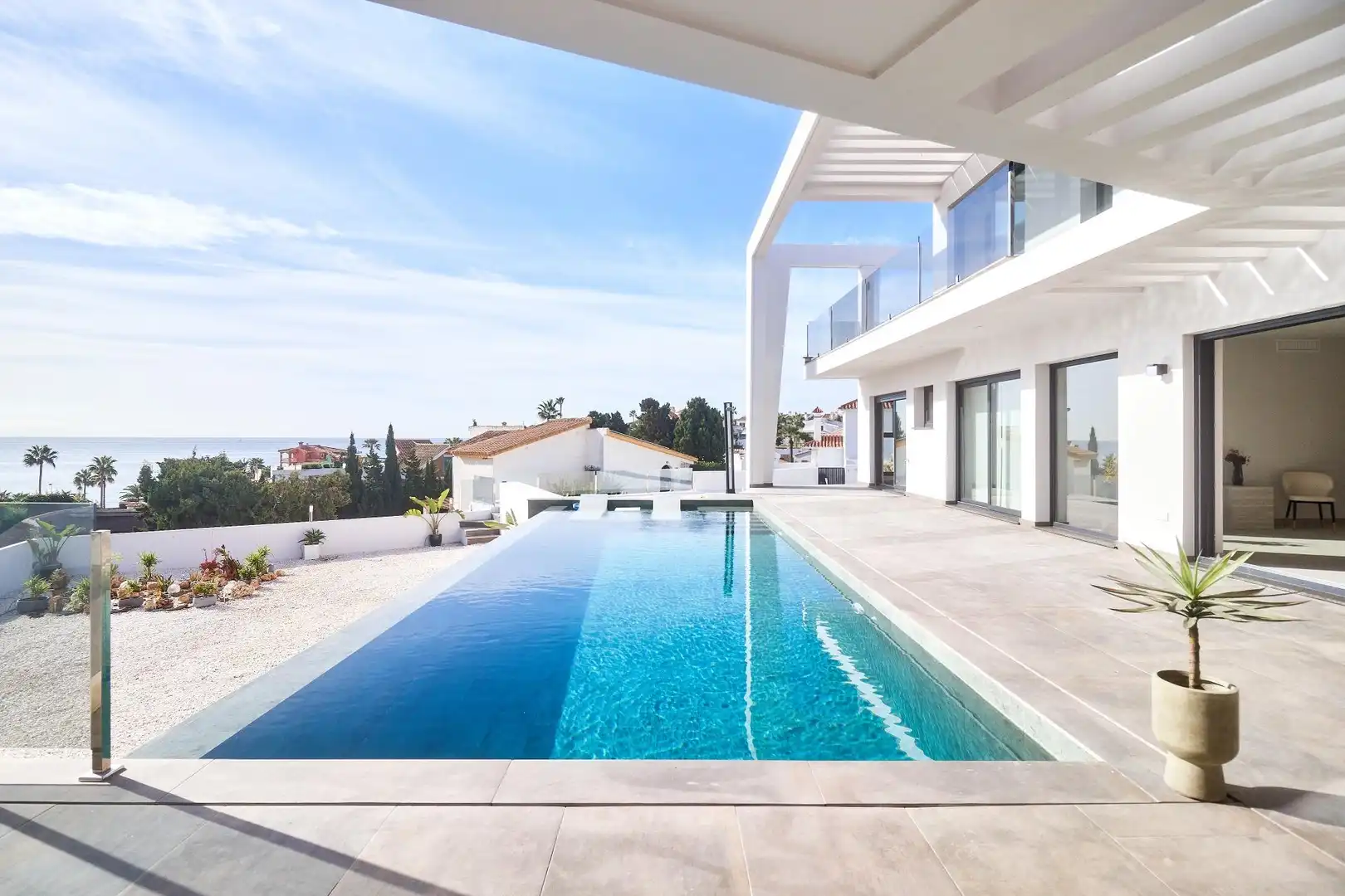 Villa mit Pool zum Verkauf in El Faro de Calaburra - Chaparral, imagen 6