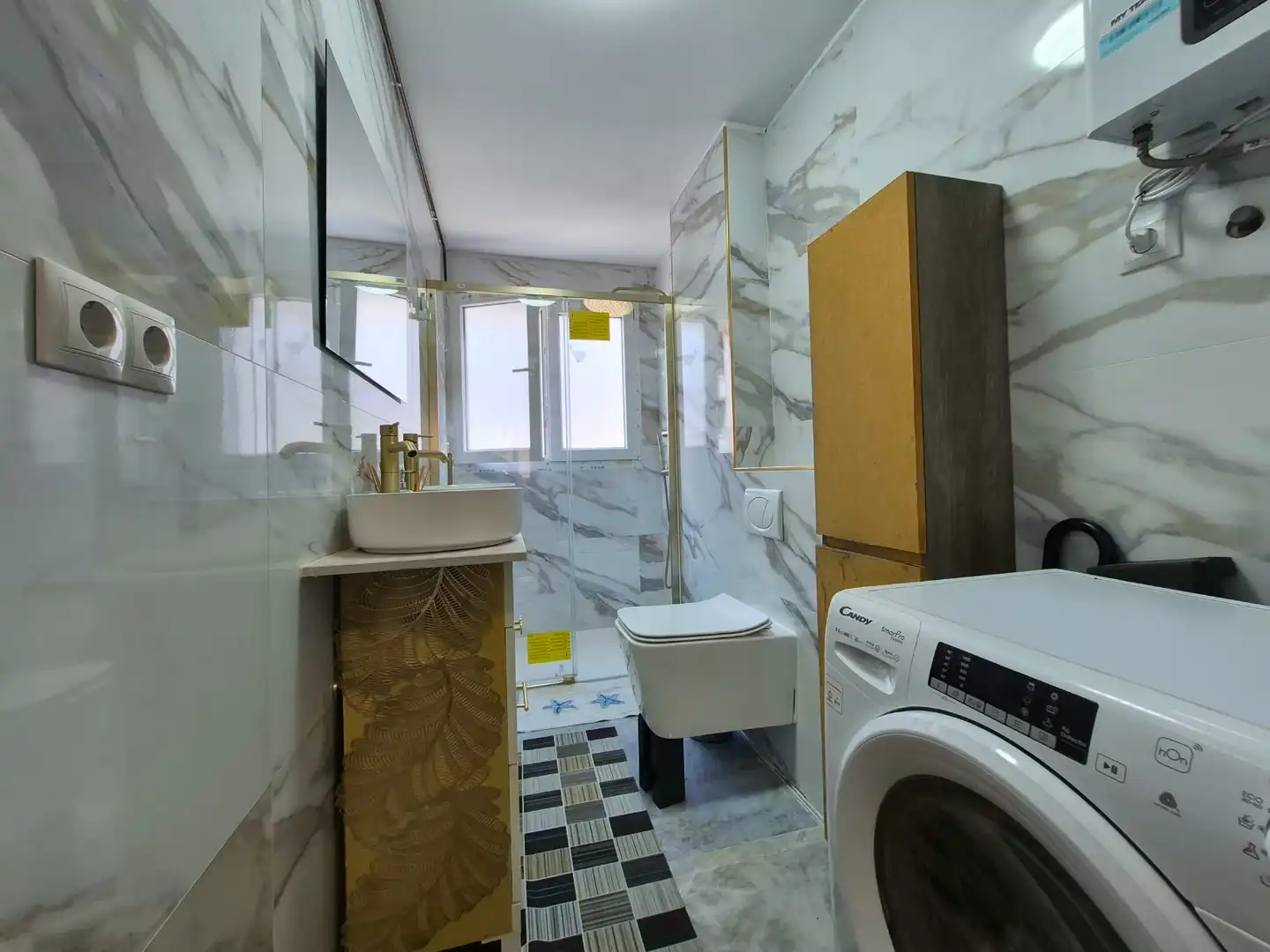 Bathroom of Flat for sale in Santander  with Furnished