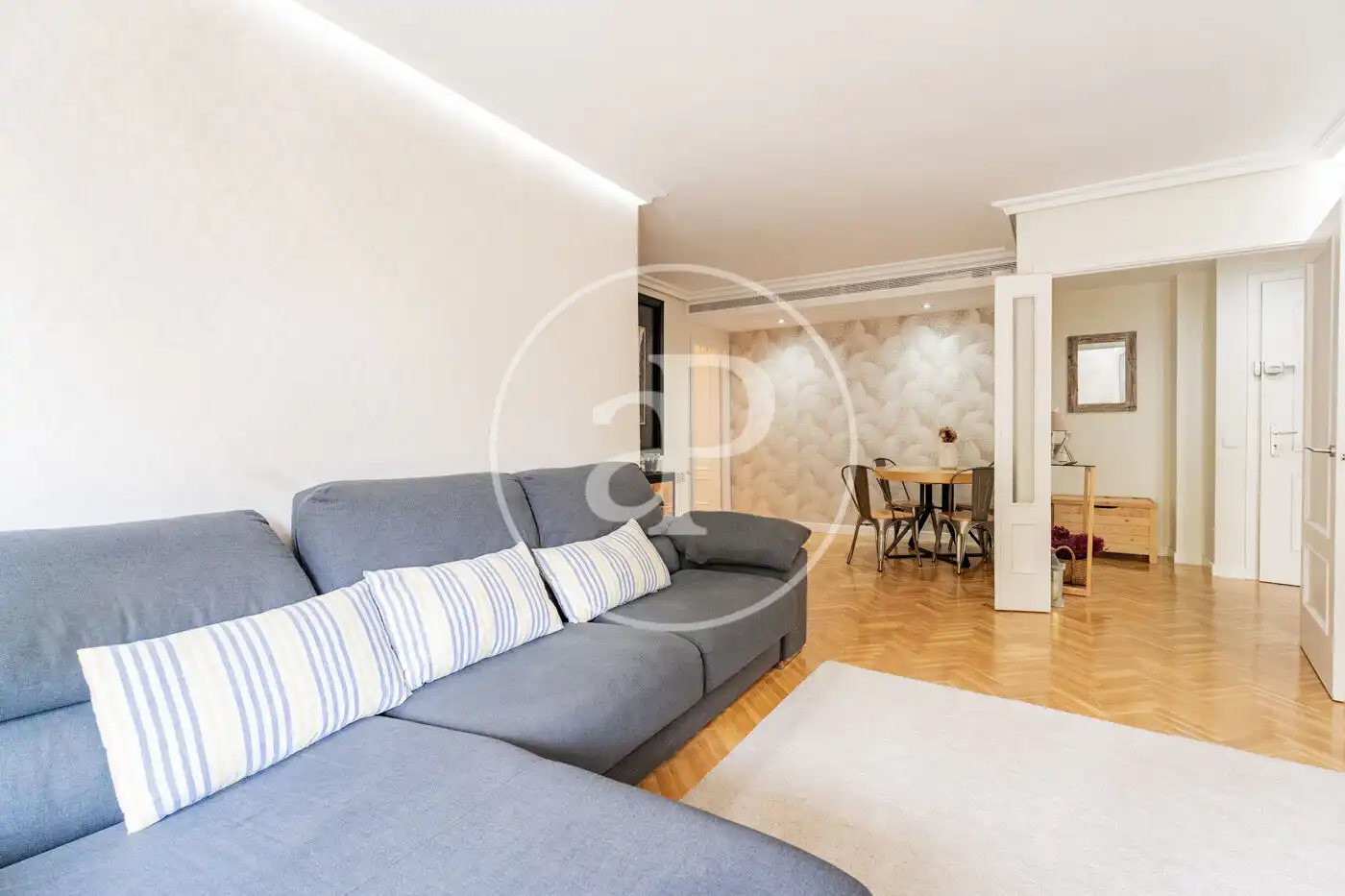 Wohnzimmer von Wohnung zum Verkauf in Pozuelo de Alarcón mit Klimaanlage, Heizung und Privatgarten