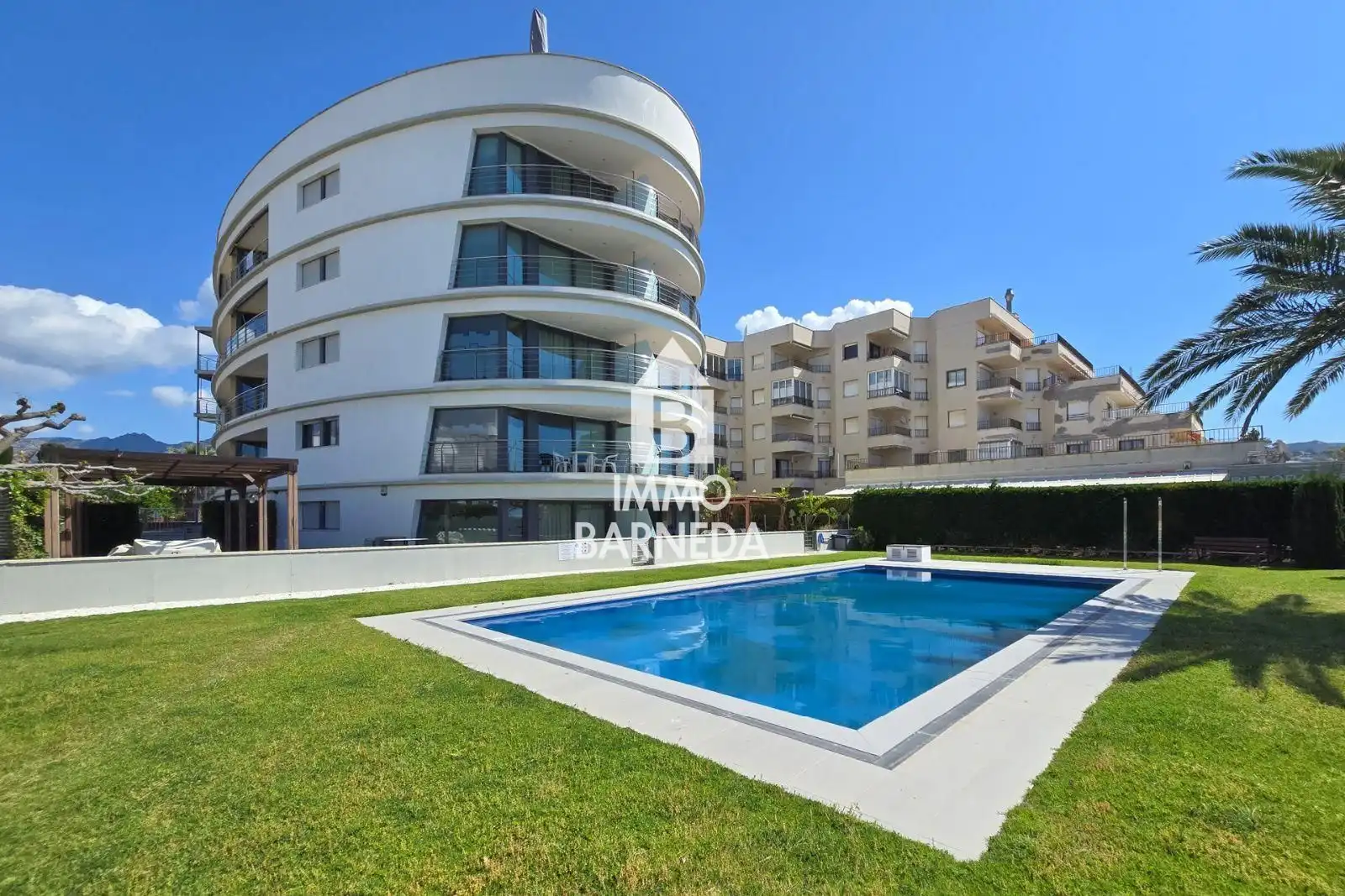 Exterior view of Flat for sale in Roses  with Air Conditioner, Heating and Terrace