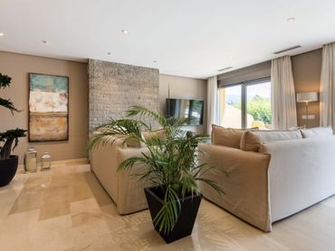 Casa aparellada amb piscina de lloguer a Milla de Oro