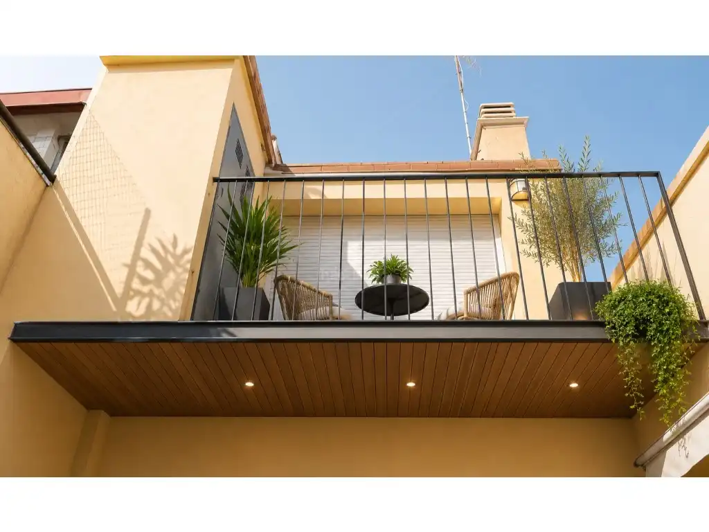 Terraza de Casa o chalet en venta en Vilanova i la Geltrú