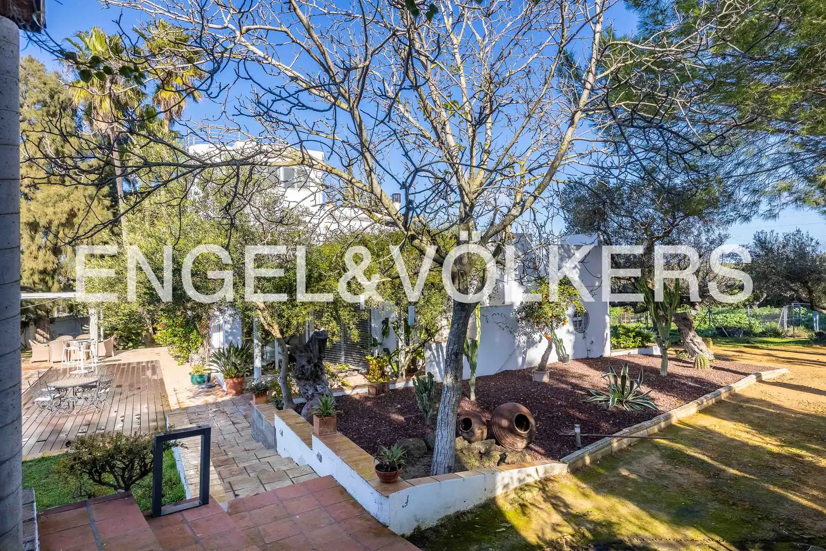 Exterior view of Houses for sale in Valencina de la Concepción  with Air Conditioner, Heating and Private garden