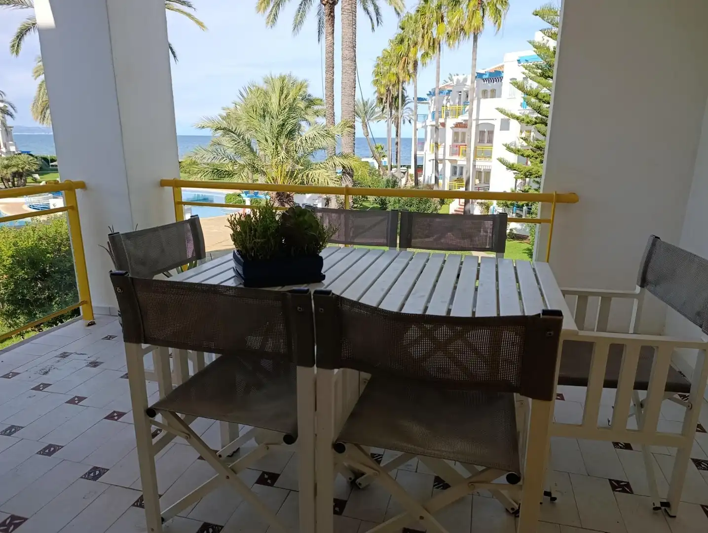 Terraza de Dúplex de alquiler en Dénia con Aire acondicionado, Calefacción y Jardín privado
