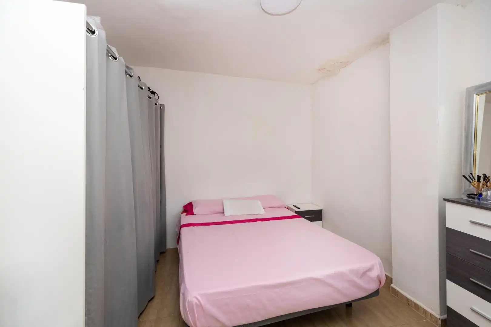 Bedroom of Detached homes for sale in Granada  with Terrace