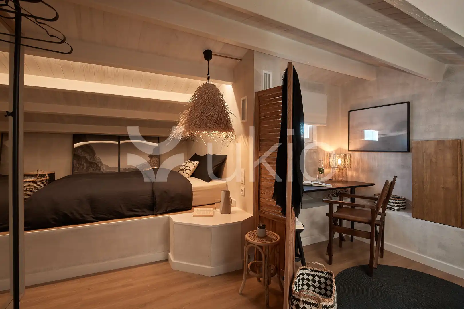 Bedroom of Apartments for rent in Barcelona  with Air Conditioner, Heating and Terrace