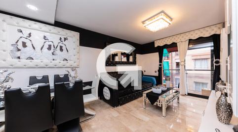 Foto 3 de Dúplex en venda a Centre, Santa Coloma de Gramenet