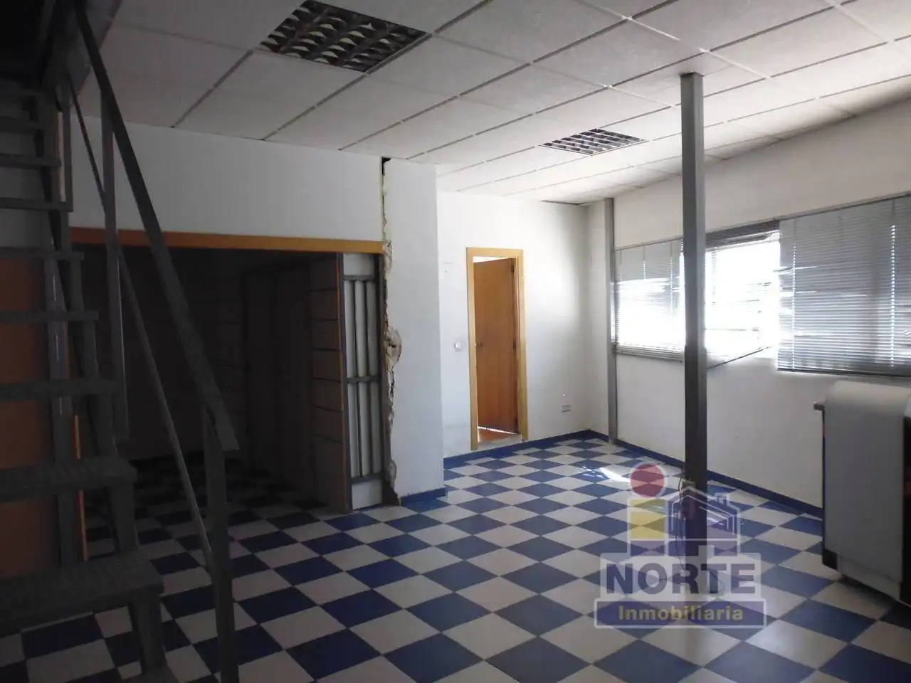 Nau industrial de lloguer a Poligono Alcodianos, Zona Nord