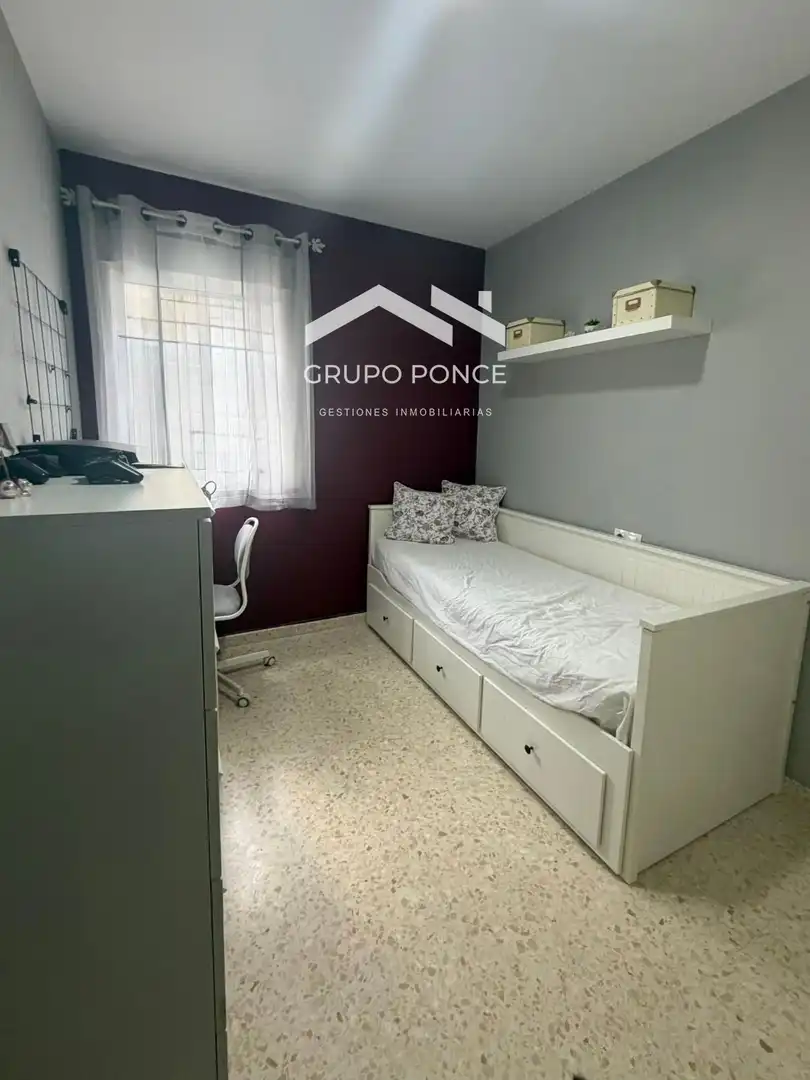 Bedroom of Flat for sale in Jerez de la Frontera  with Storage room