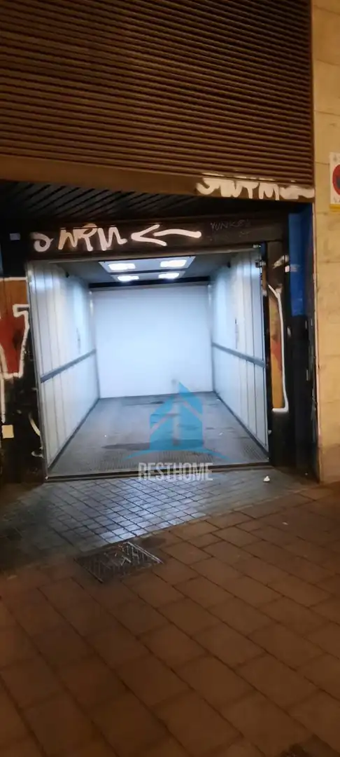 Garage for sale in Valencia
