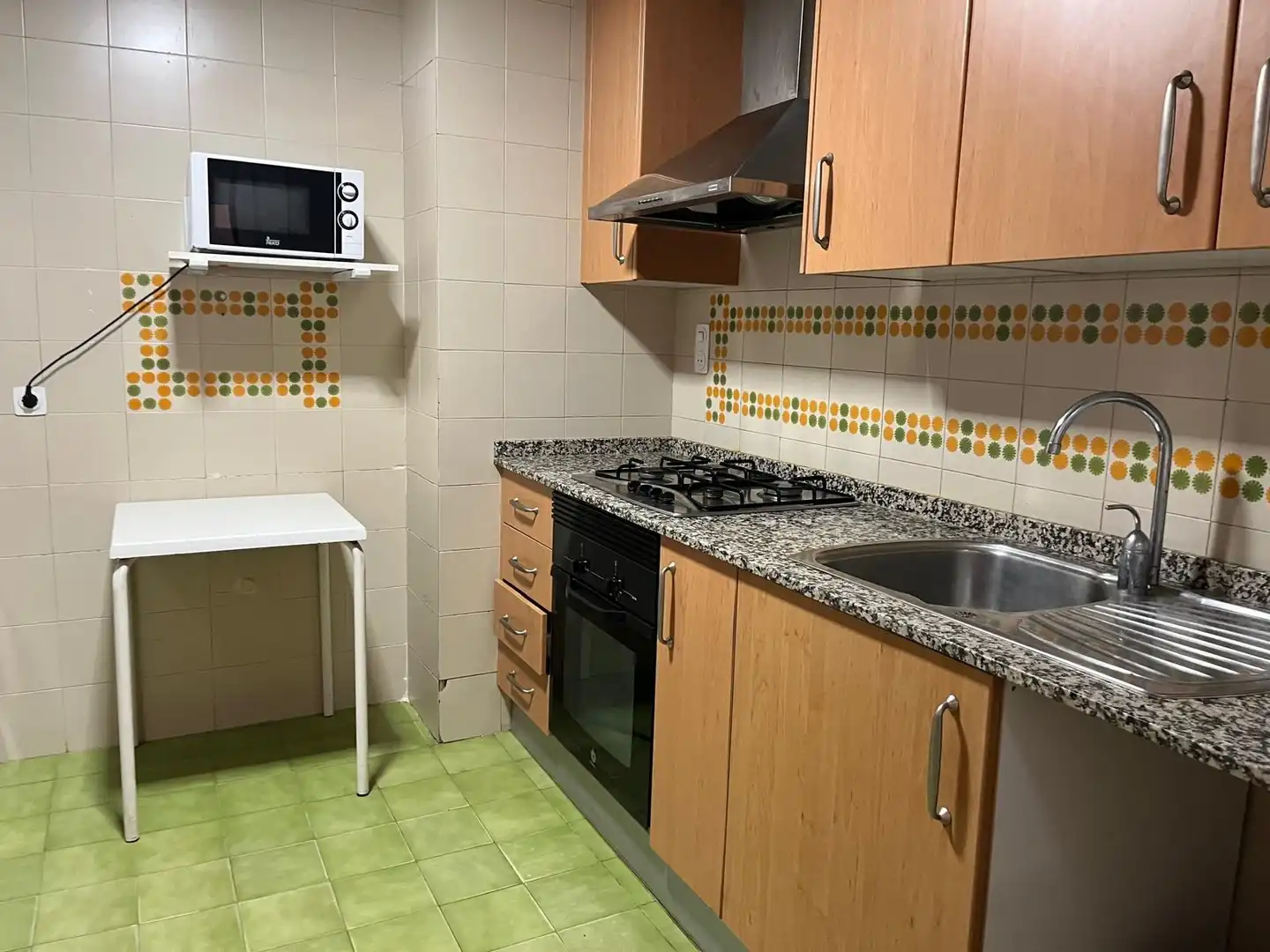 Kitchen of Flat for rent in Almansa  with Heating, Terrace and Furnished