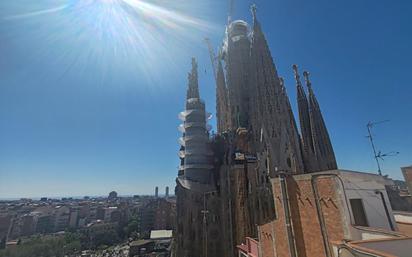 Vista exterior de Pis de lloguer en  Barcelona Capital amb Aire condicionat, Calefacció i Terrassa