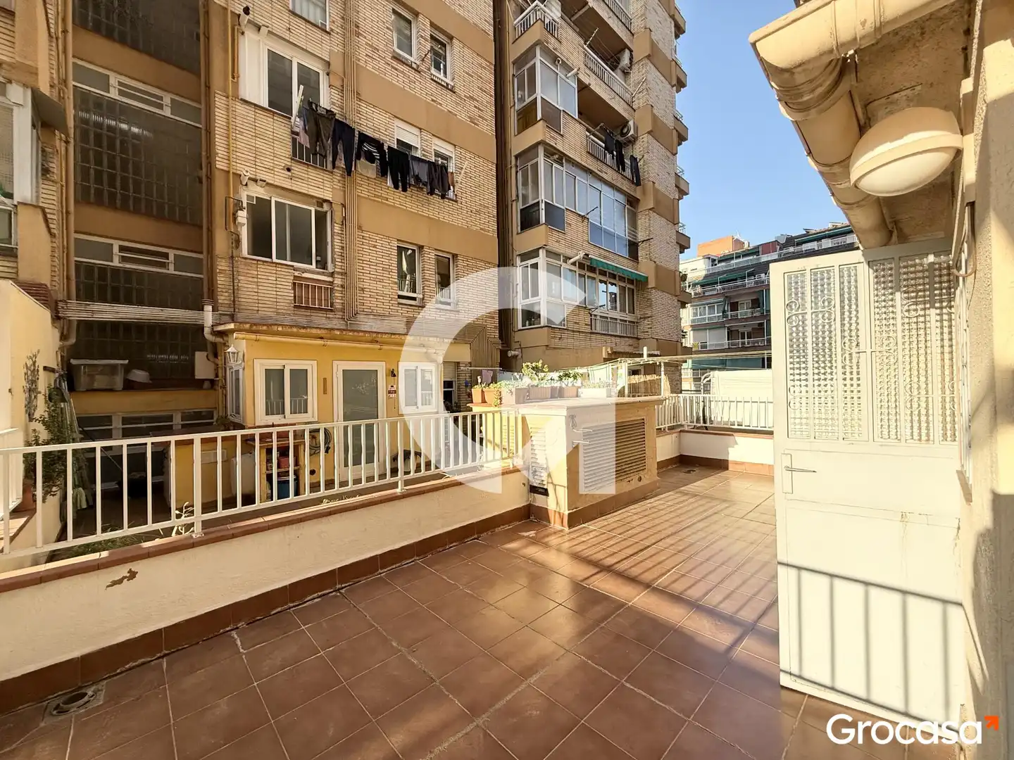 Terrassa de Pis en venda en Barcelona amb Calefacció, Jardí privat i Terrassa