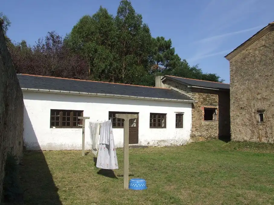 Vista exterior de Casa o chalet en venta en El Franco 