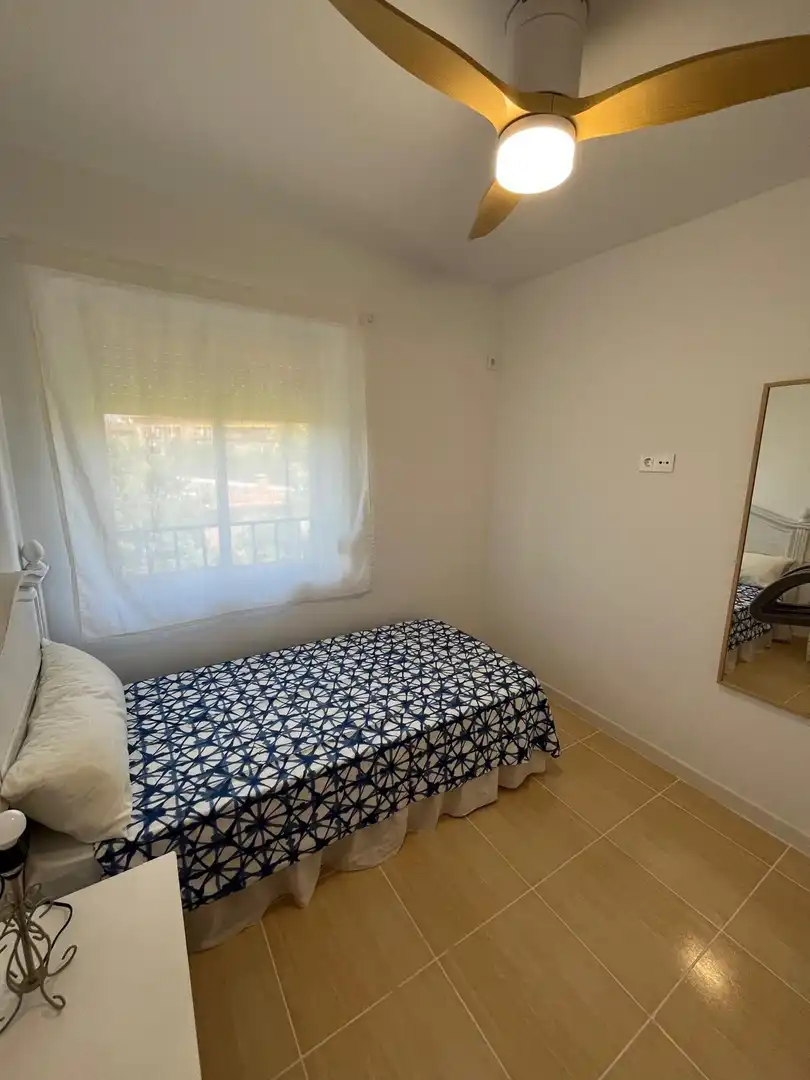 Schlafzimmer von Wohnung zur Miete in Córdoba mit Klimaanlage und Möbliert