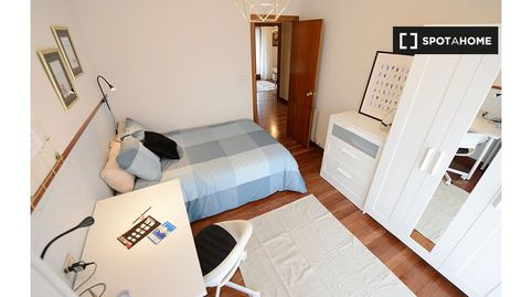 Photo 2 of Room in Galdakao, Bizkaia