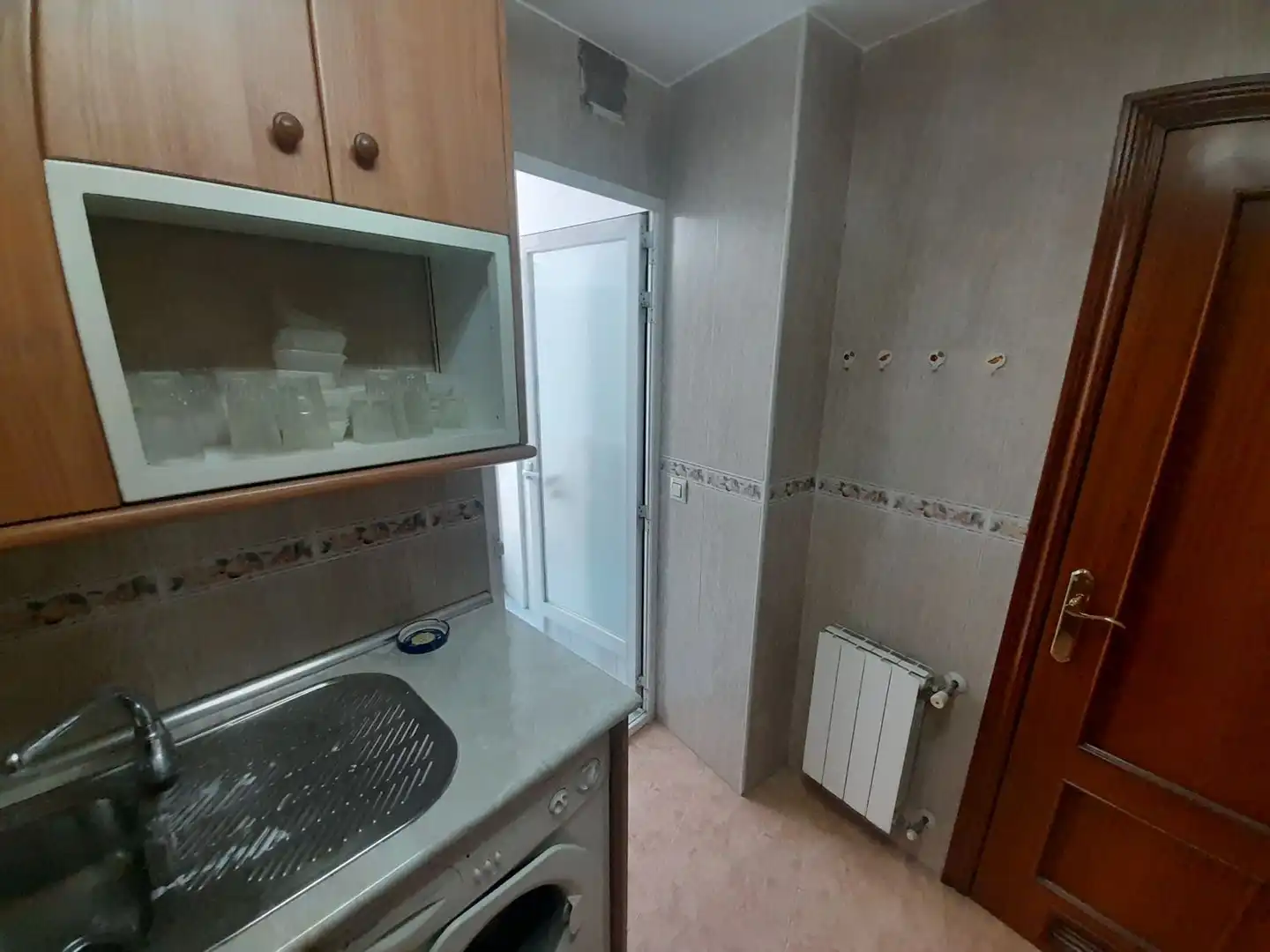 Kitchen of Flat for rent in Jaén  with Air Conditioner, Heating and Storage room