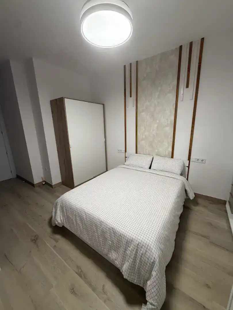 Dormitori de Estudi per a compartir en Murcia amb Aire condicionat, Parquet i Piscina
