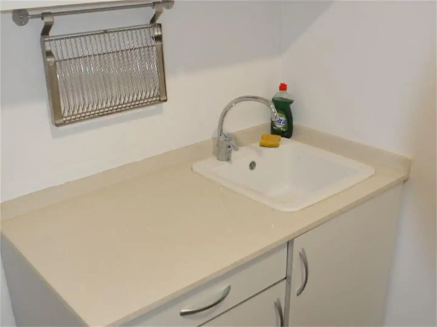 Kitchen of Commercial properties for rent in Valencia  with Air Conditioner