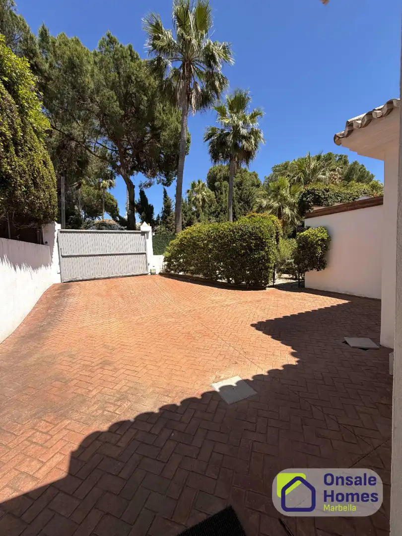 Exterior view of Houses for rent in Marbella  with Air Conditioner, Private garden and Terrace