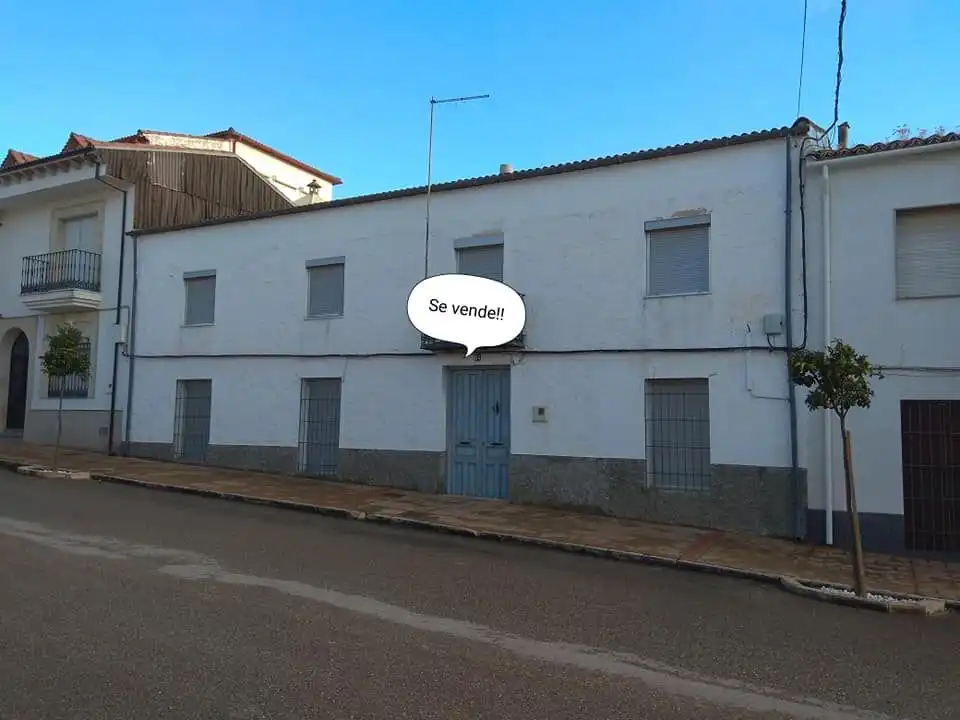 Casa con terrazza in vendita a Calle Obispo Basulto