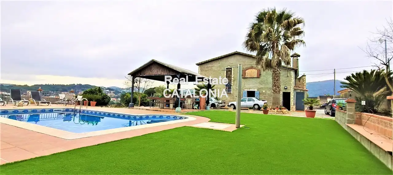 Vista exterior de Casa o chalet en venta en Lloret de Mar con Aire acondicionado, Calefacción y Jardín privado