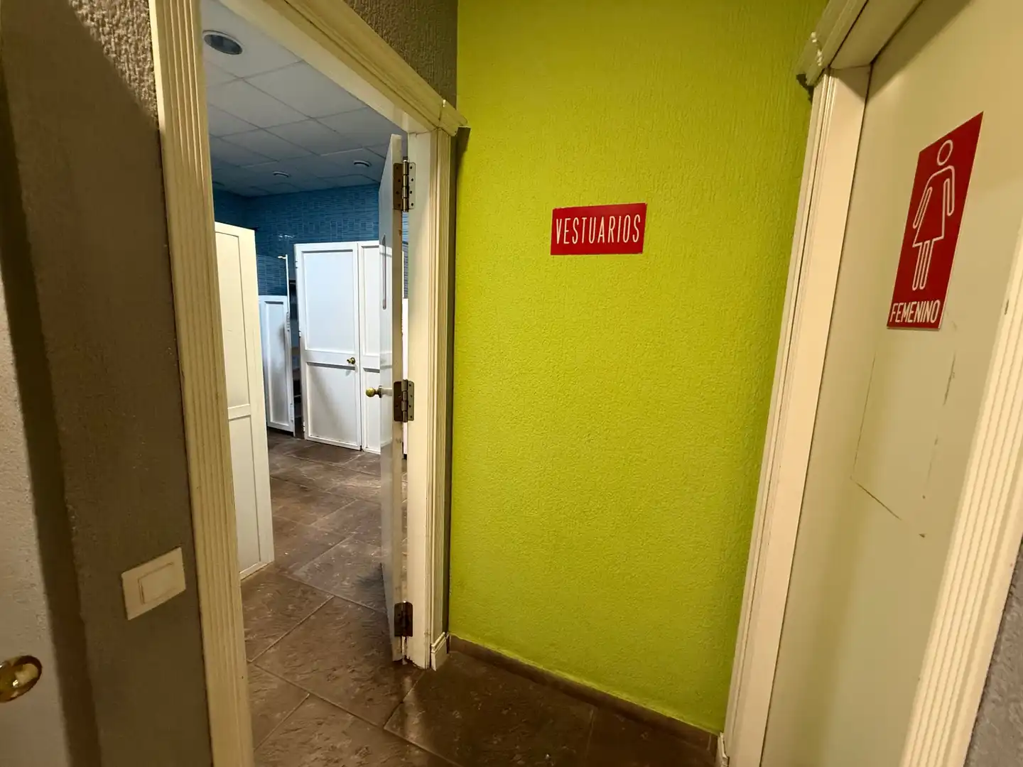 Business premises for sale in Calle Vázquez López, imagen 5