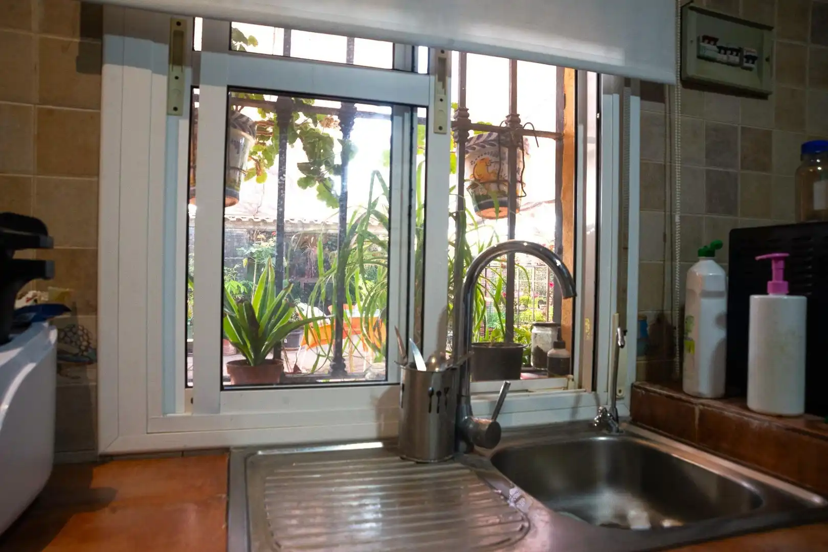 Cocina de Casa o chalet en venta en Pilas con Jardín privado y Piscina
