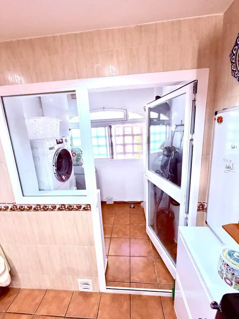 Bathroom of Houses for sale in Fuengirola  with Air Conditioner, Heating and Private garden
