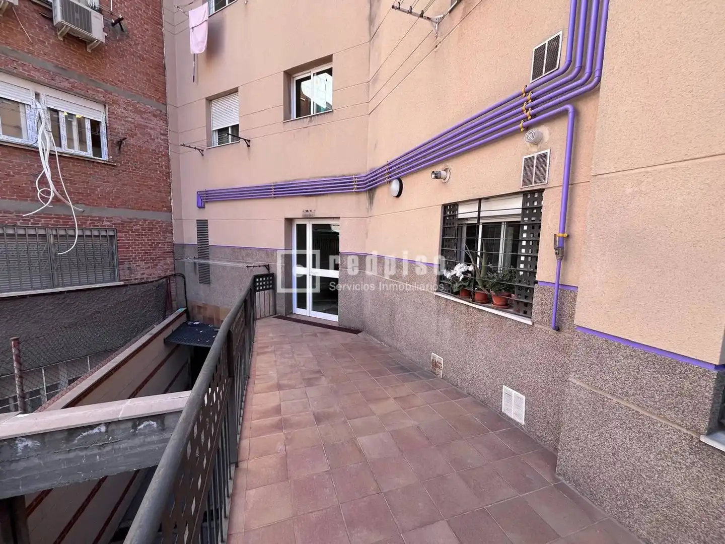 Vista exterior de Piso en venta en Madrid con Aire acondicionado, Calefacción y Jardín privado