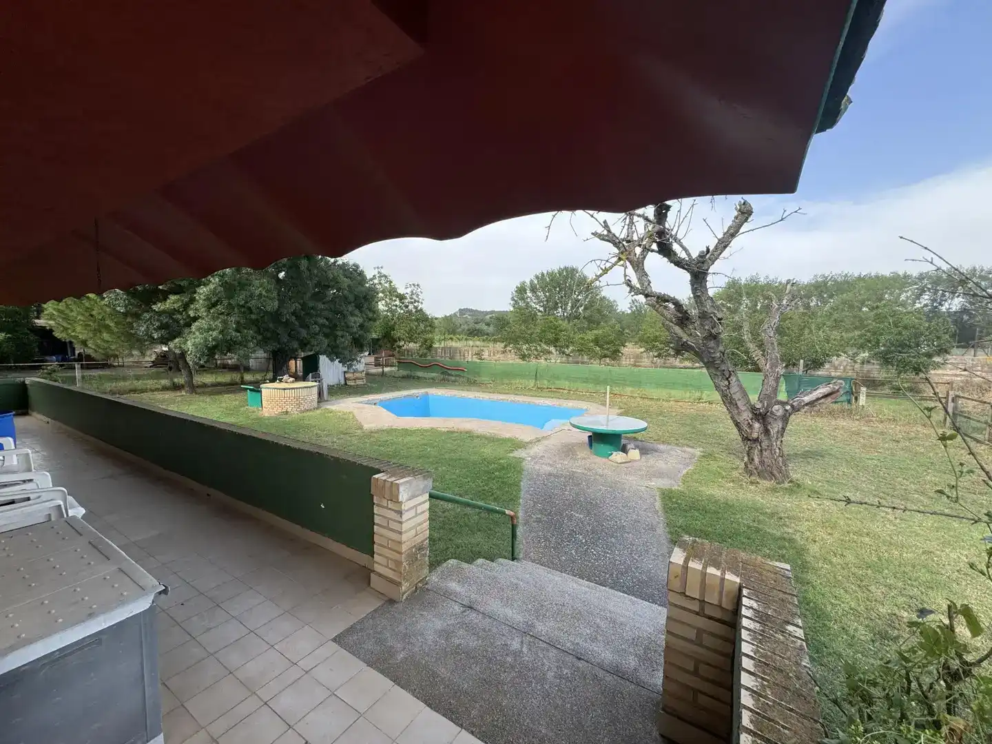 Piscina de Finca rústica en venda en Lodosa amb Jardí privat, Piscina i Moblat