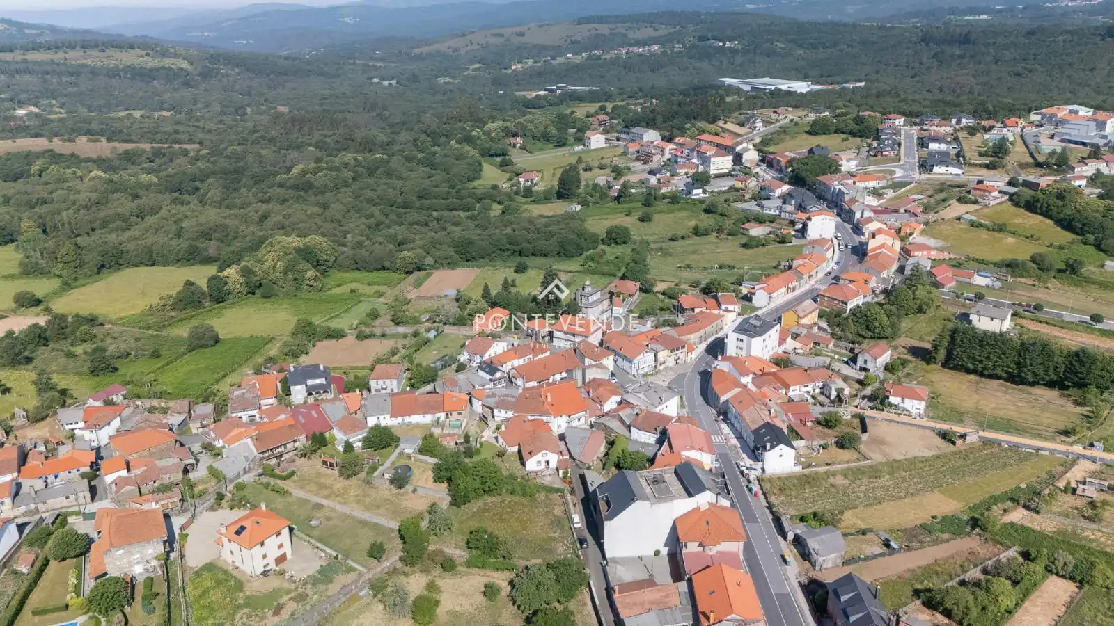 Vista exterior de Casa adosada en venda en Forcarei amb Aire condicionat, Calefacció i Terrassa