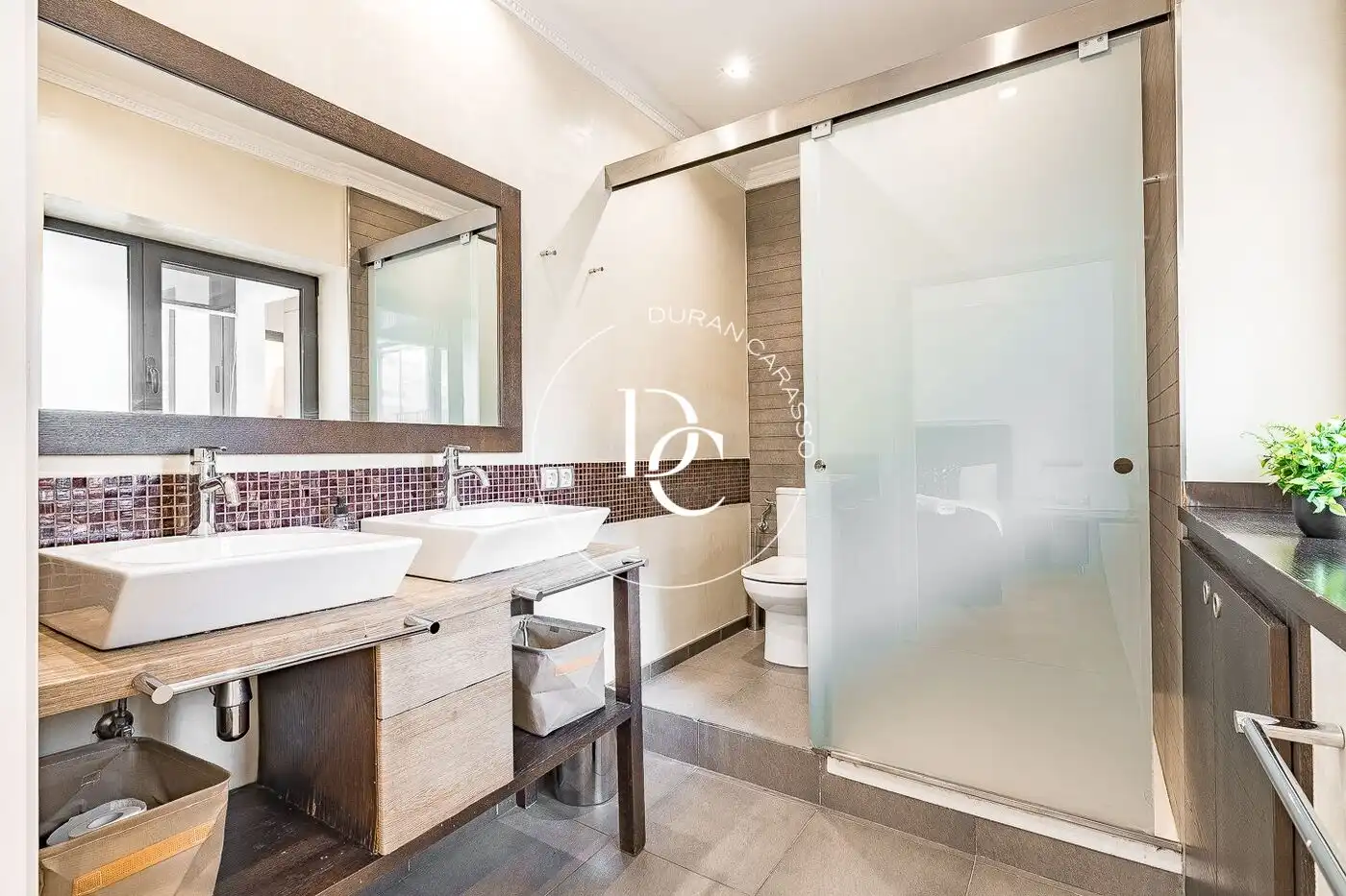 Piso con ascensor en venta en Carrer de Pau Claris, imagen 22