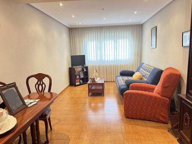 Piso en Venta en Lugones