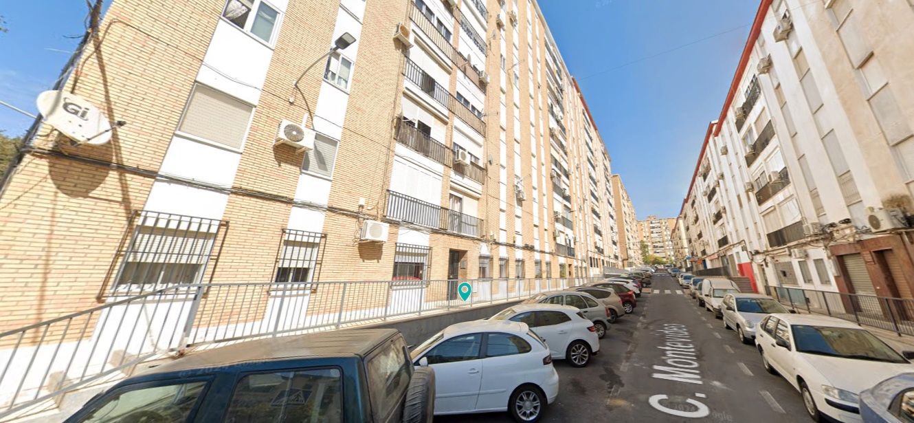 Vista exterior de Pis en venda en  Huelva Capital